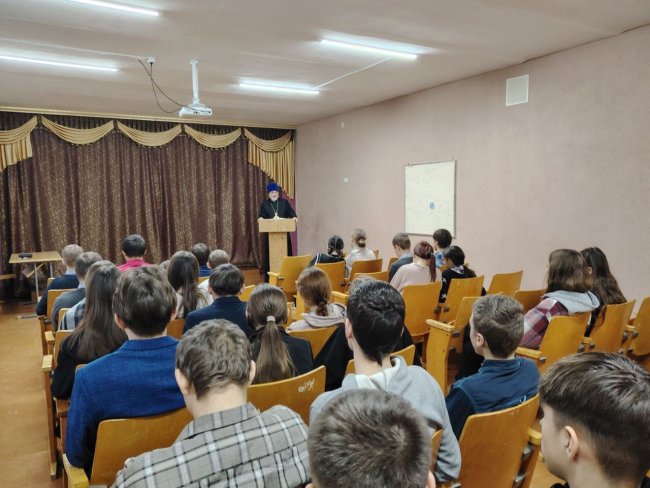 Беседу ведет протоиерей Пётр Петрушенко