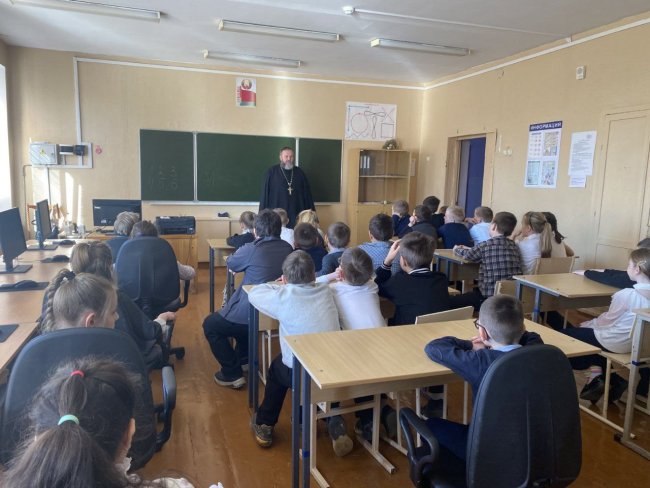 Беседу ведёт иерей Василий Терешков