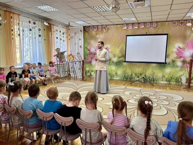 Беседу ведёт иерей Георгий Чичов