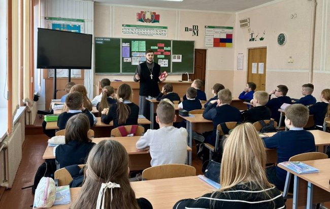 Беседу ведёт иерей Георгий Чичов