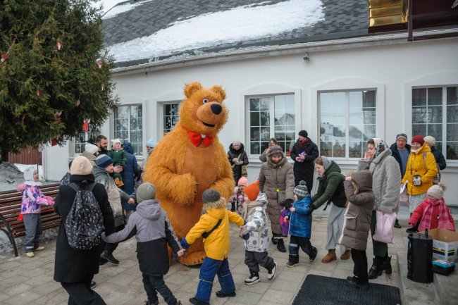 Хоровод с любимым героем