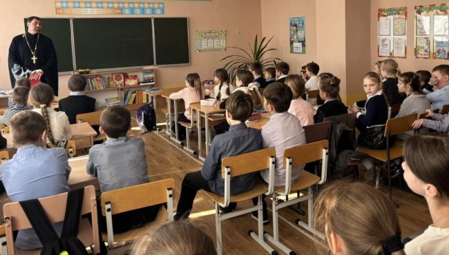 Беседу ведёт иерей Михаил Маркосян