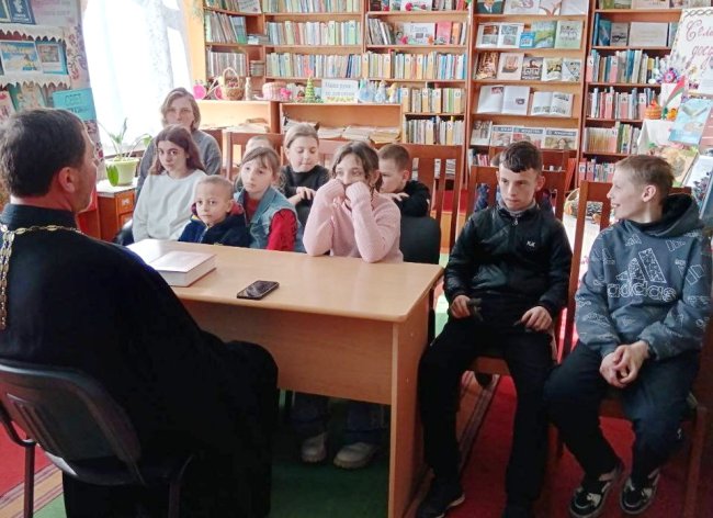 Беседу ведёт иерей Михаил Маркосян