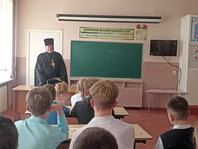 Беседу ведёт протоиерей Виктор Коновалов