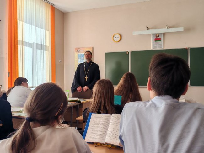 Беседу ведёт иерей Михаил Маркосян